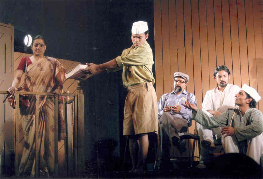 Khamosh Adalat Jaari Hai Khamosh Adalat Jaari Hai